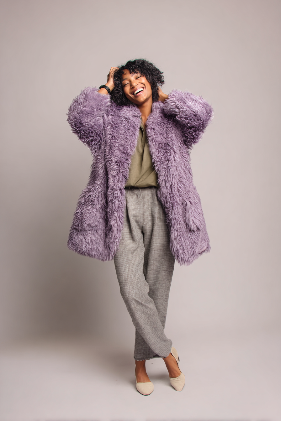 Purple Faux-Fur Coat Outfit 832288